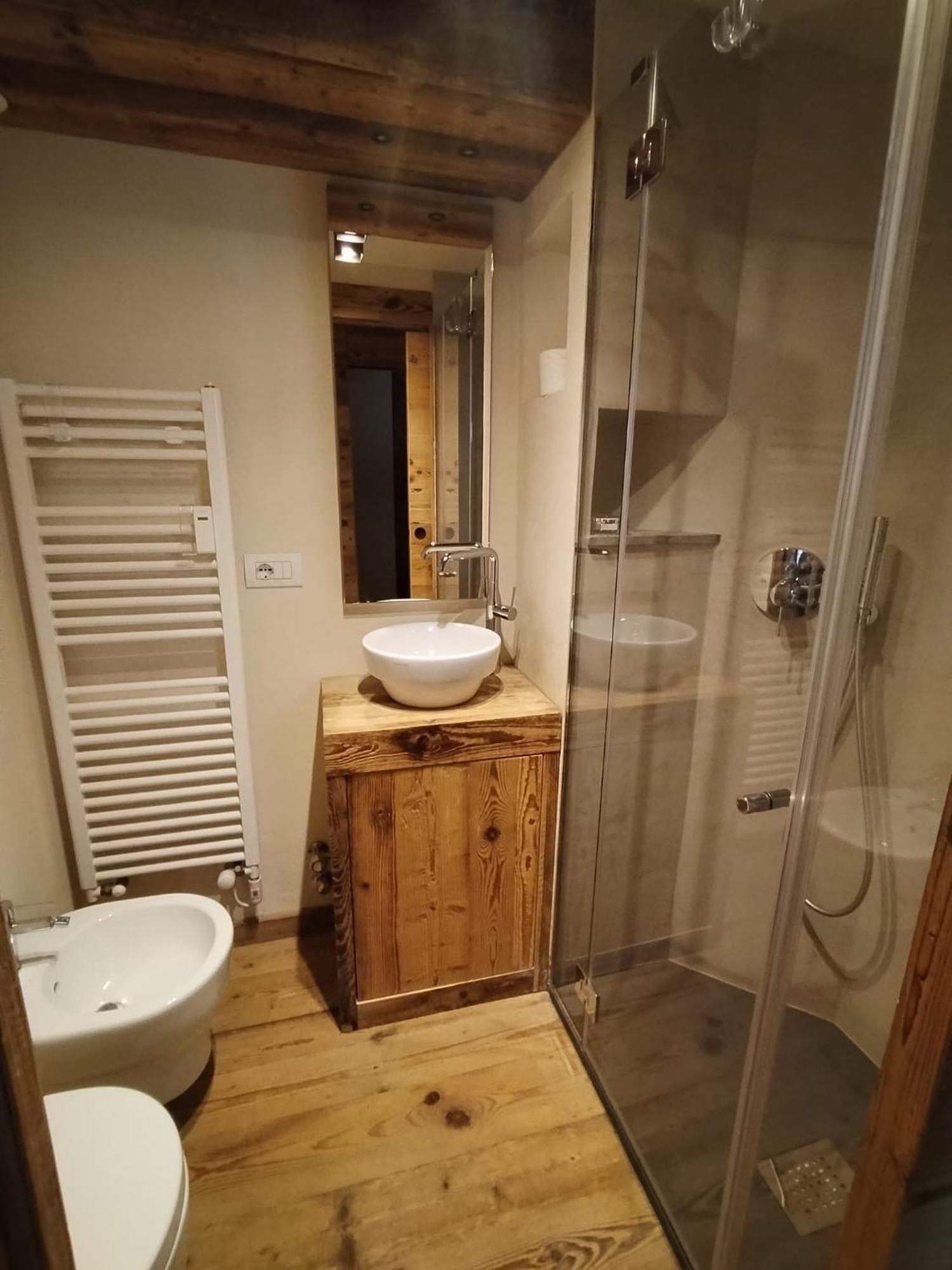 Maison Les Amis Du Bois Apartment Courmayeur