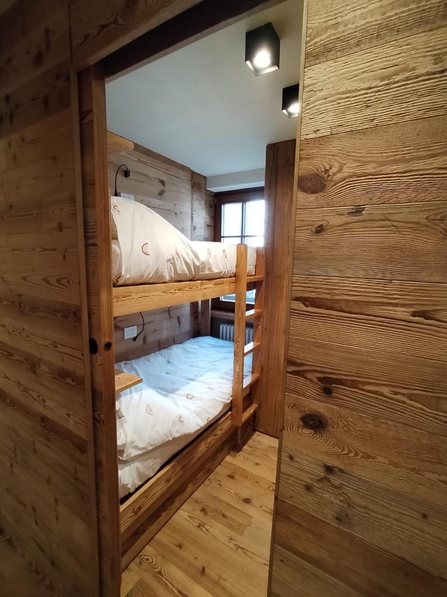 Apartment Maison Les Amis Du Bois Courmayeur